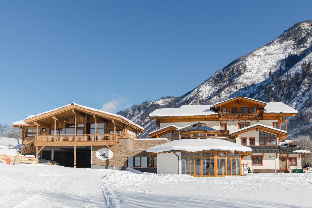 Feriendorf Ponyhof Fusch an der Grossglocknerstrasse Ngoại thất bức ảnh